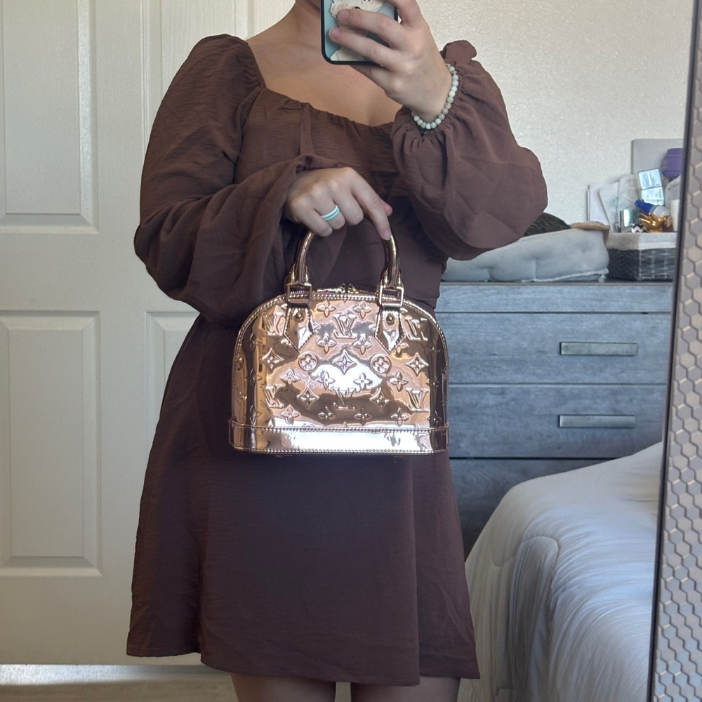 🦄Limited Edition Louis Vuitton Miroir Copper Rose Gold Alma BB Crossbody🦄 - Picture 10 of 10